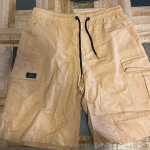 Men’s cargo shorts